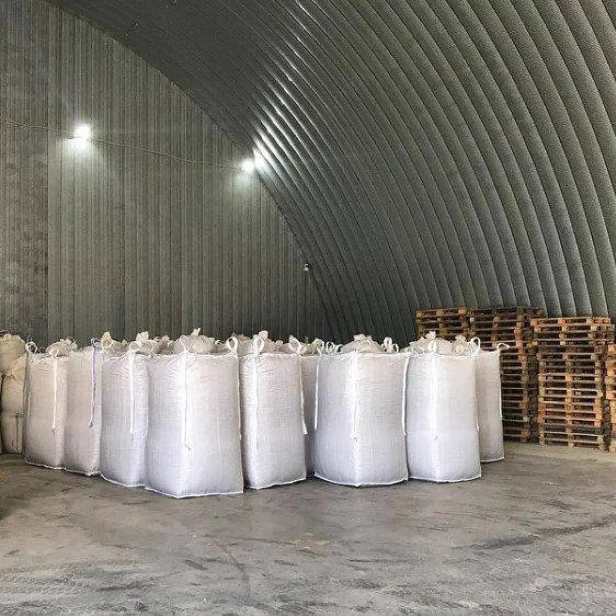 услуги по фасовке и погрузке МКР